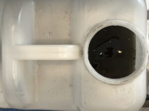 名古屋市千種区での作業写真:洗い流した汚れ