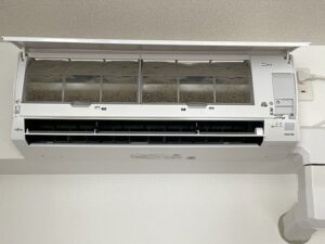 名古屋市東区での作業写真：カバーを外したところ