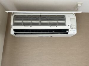 名古屋市港区での作業写真:カバーを外したところ